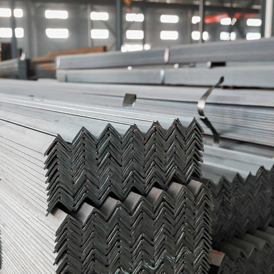 Çinko Boyalı Galvanizli Köşebent Çelik Çubuklar Sıcak Haddelenmiş Q235 Profil 0.8mm
