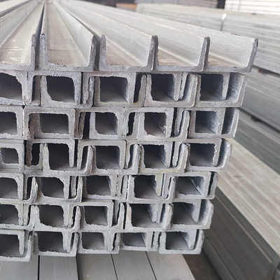 Araba Çerçevesi için C / U Şekli Galvanizli Çelik Kanal 50 * 50mm Çelik Çubuk GI Profili