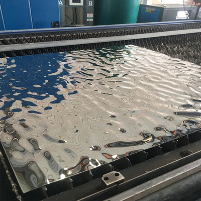 Tavan Dekorasyonu İçin Soğuk Çekilmiş Paslanmaz Çelik Damgalı Dalgalanma Levha Ayna 0.1mm 0.5mm 1mm