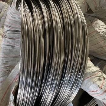 Yüksek Mukavemetli Paslanmaz Çelik 304 Tel 18 Ayar Sıcak Haddelenmiş Alaşımlı Filmaşin Metal