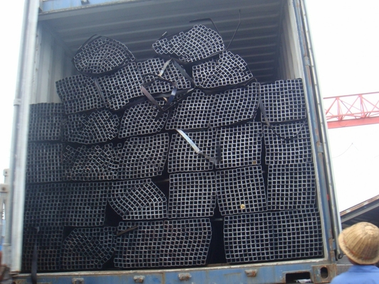 ERW Siyah Kare Metal Boru Uzunluğu 8.2m Galvanizli Kare Boru
